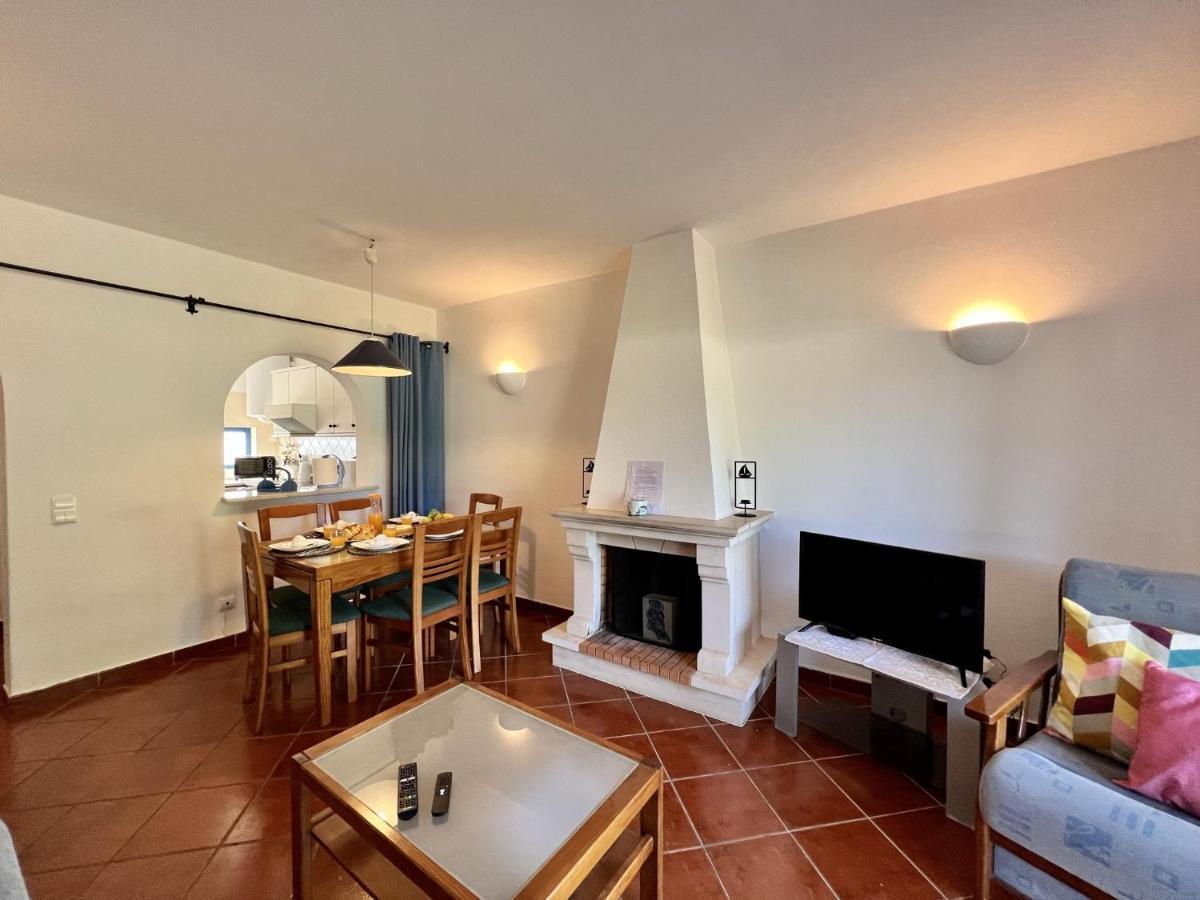 Alvor Secret With Pool By Homing Apartment Exterior photo